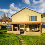 Maison de village spacieuse à Raon aux Bois