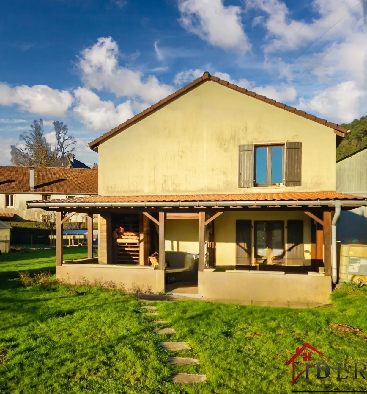 Maison de village spacieuse à Raon aux Bois 