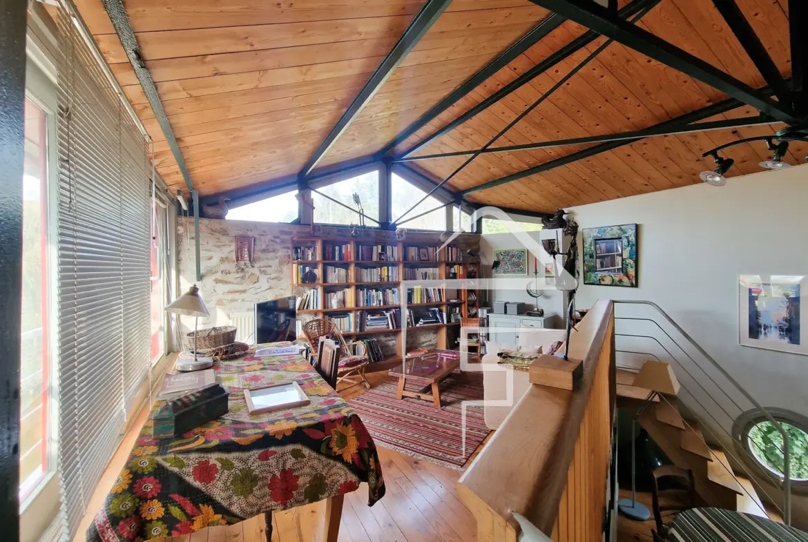 Maison atypique à Pont Saint Martin - 122 m² - 3 chambres - vue sur la nature 