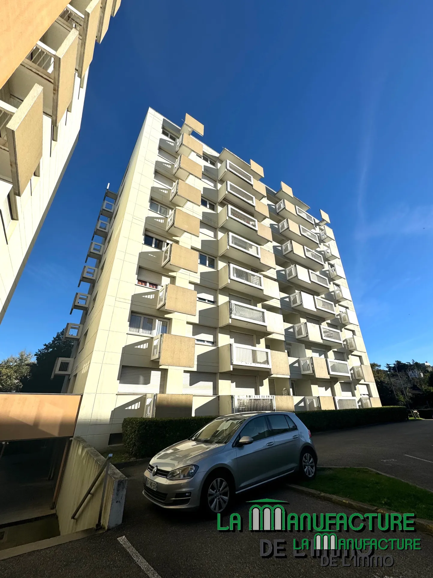 Appartement T4 avec balcon à Saint-Étienne Montplaisir - Prix : 84 900€ 