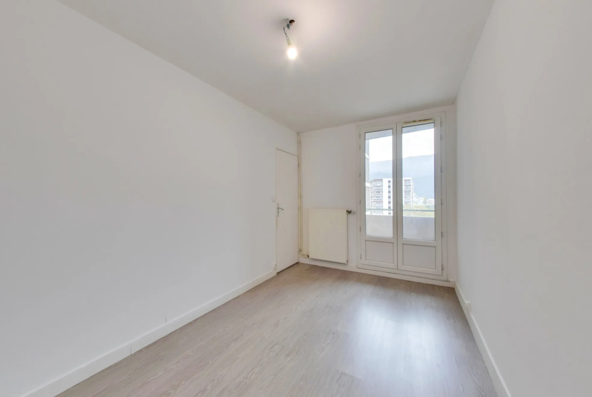 Appartement 4 pièces lumineux à vendre à Grenoble 