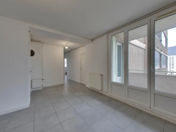 Appartement 4 pièces lumineux à vendre à Grenoble