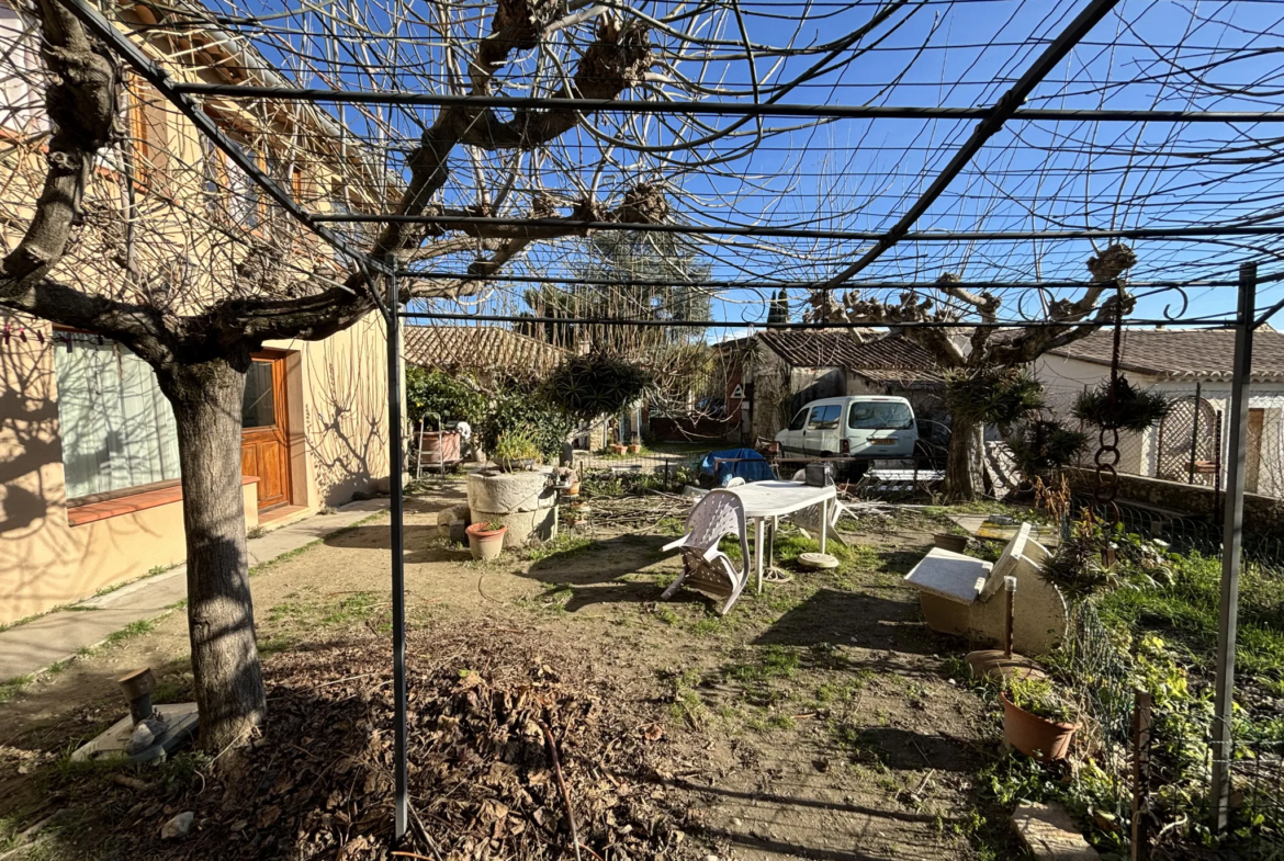 Maison avec jardin à Vaison la Romaine - Possibilité d'appartements 