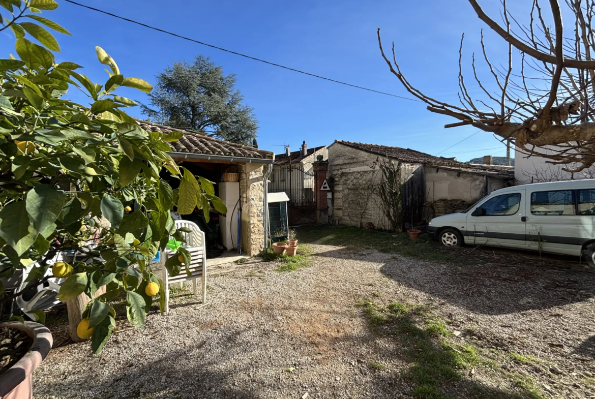 Maison avec jardin à Vaison la Romaine - Possibilité d'appartements 