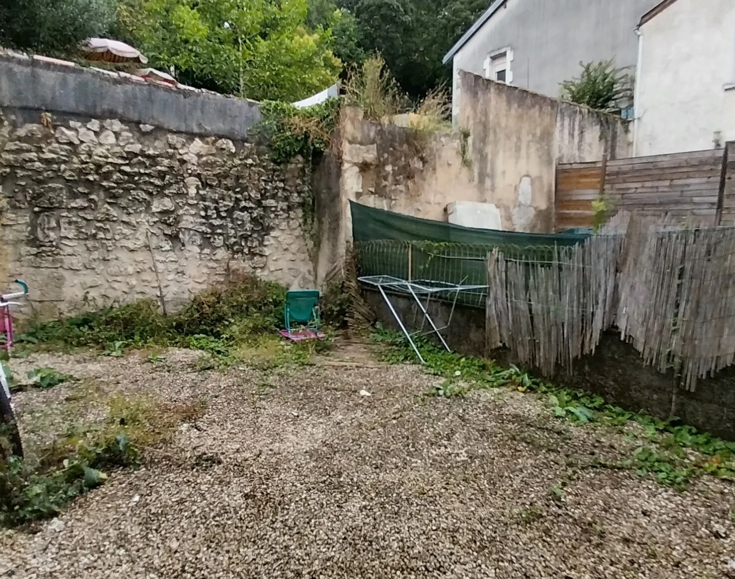 T3 de 40 m², traversant et bien situé à Périgueux 