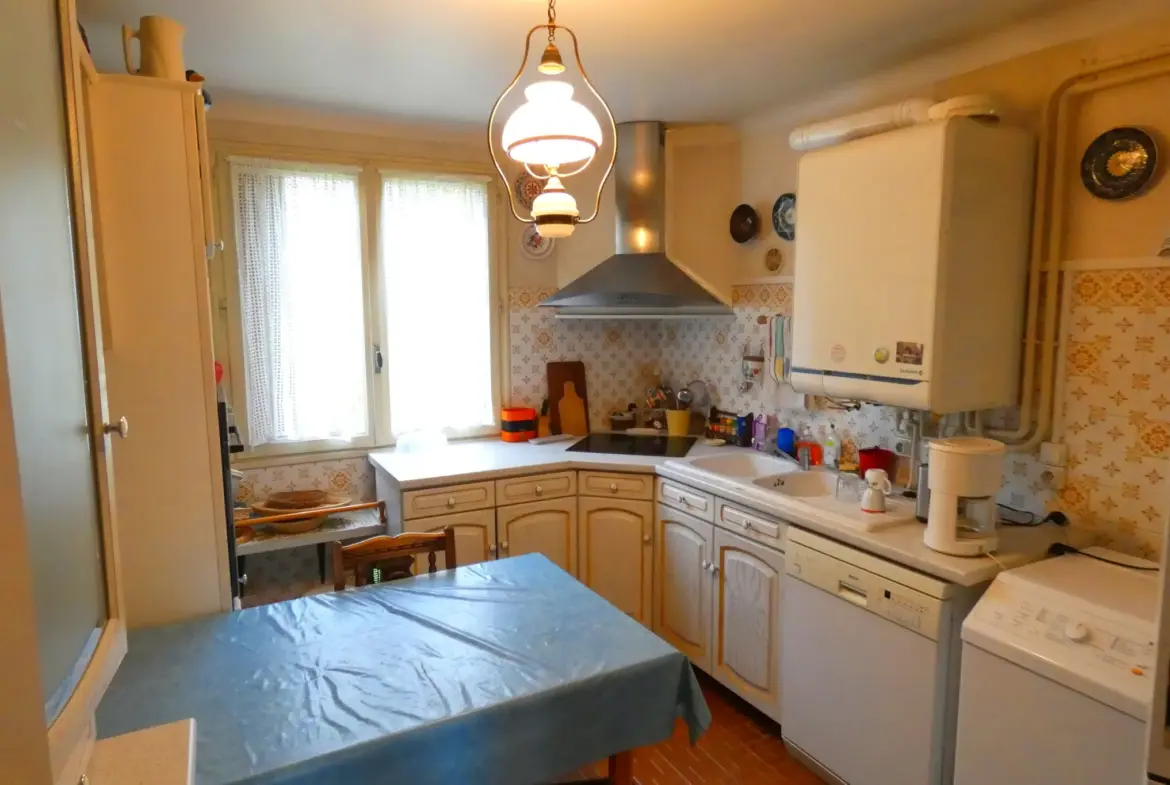 T4 à vendre à Aurillac avec balcon et garage 