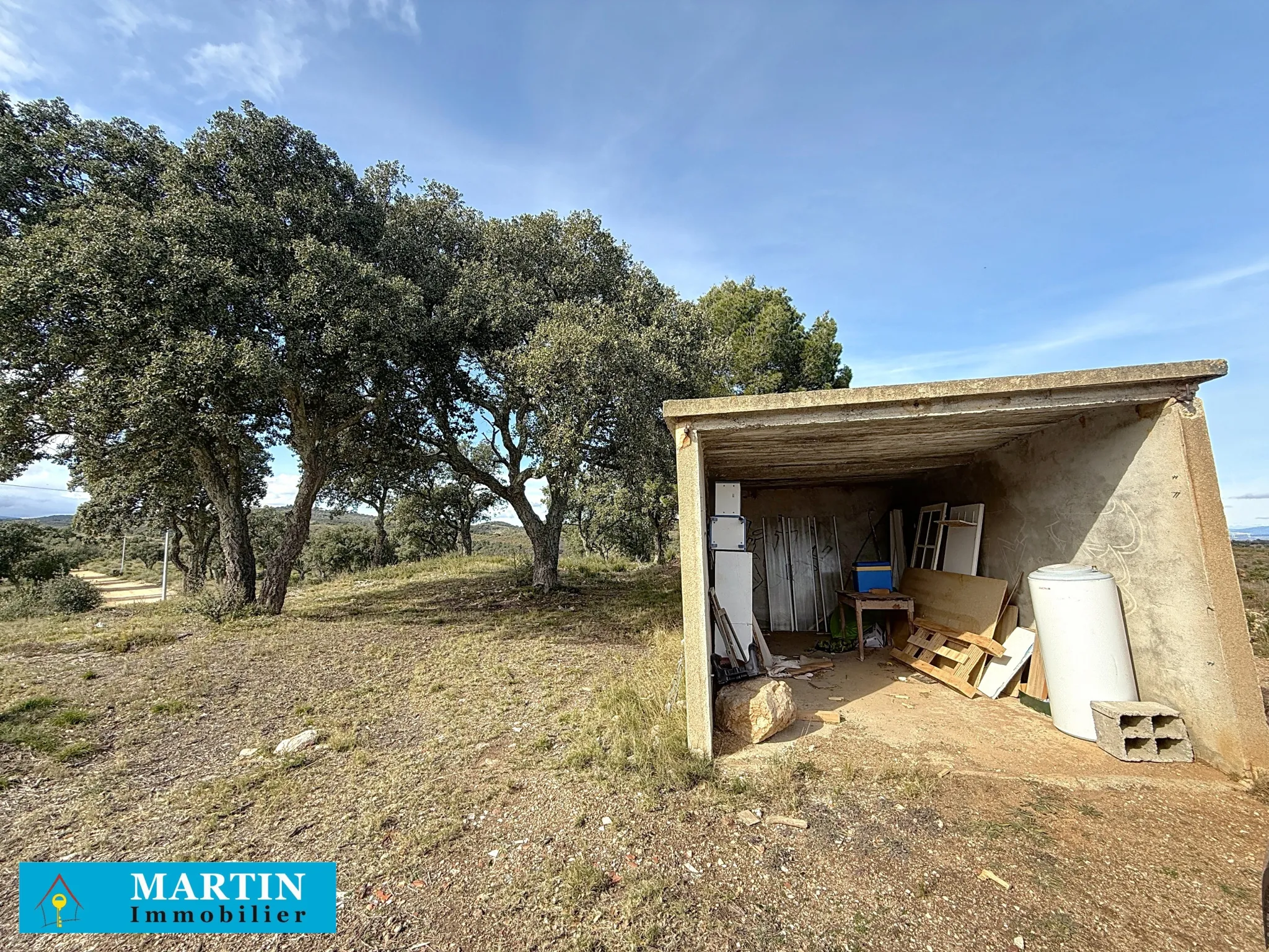 Terrain Agricole à Vendre à Vivès - 32 300 m² 