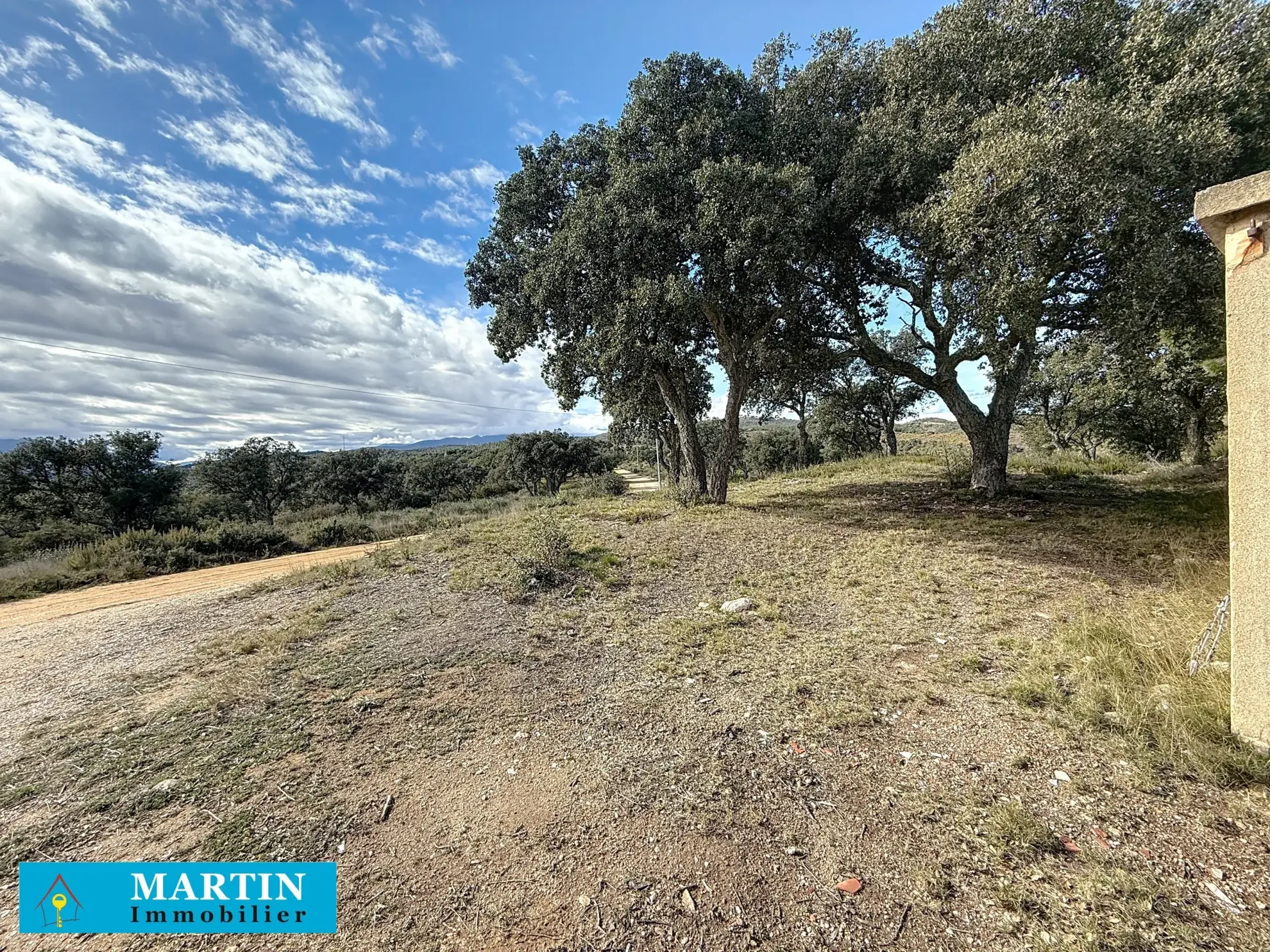 Terrain Agricole à Vendre à Vivès - 32 300 m² 