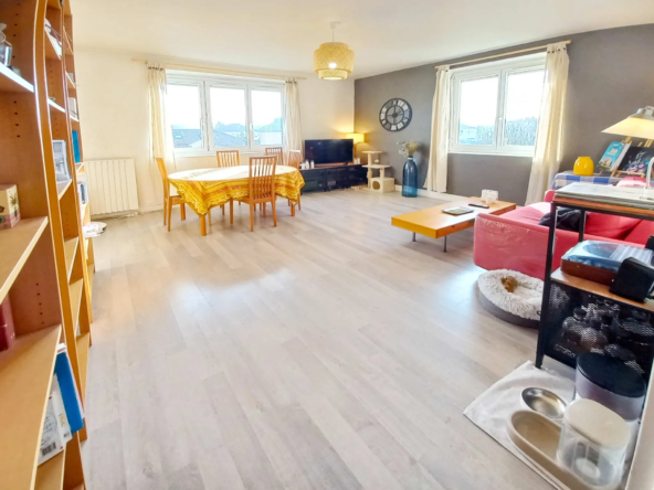 Appartement F2 spacieux à vendre à Créteil