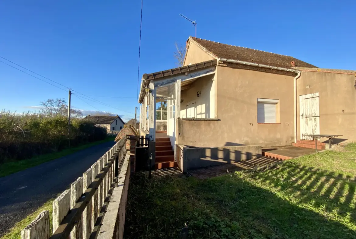 Maison de campagne à vendre avec 3 chambres à Vitry sur Loire 