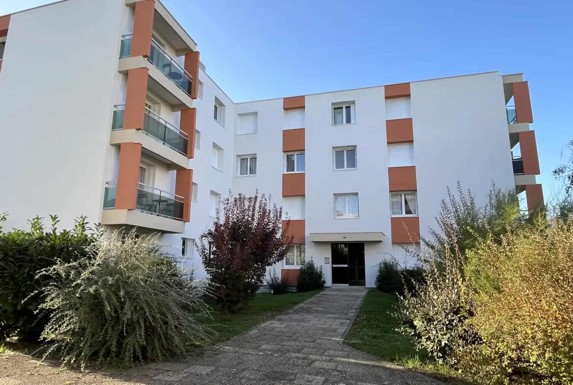 Agréable Appartement Type 4 à Clermont-Ferrand avec Balcon 