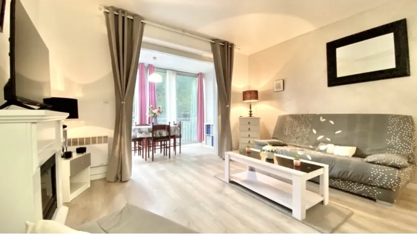 Studio rénové de 28 m² à vendre à BANDOL avec ascenseur 