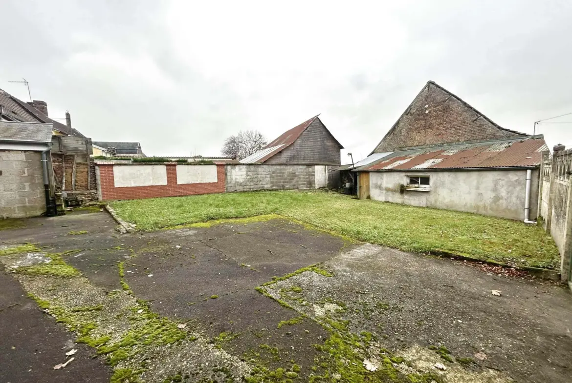 Belle maison à rénover à Oisemont, 20 min d'Abbeville 