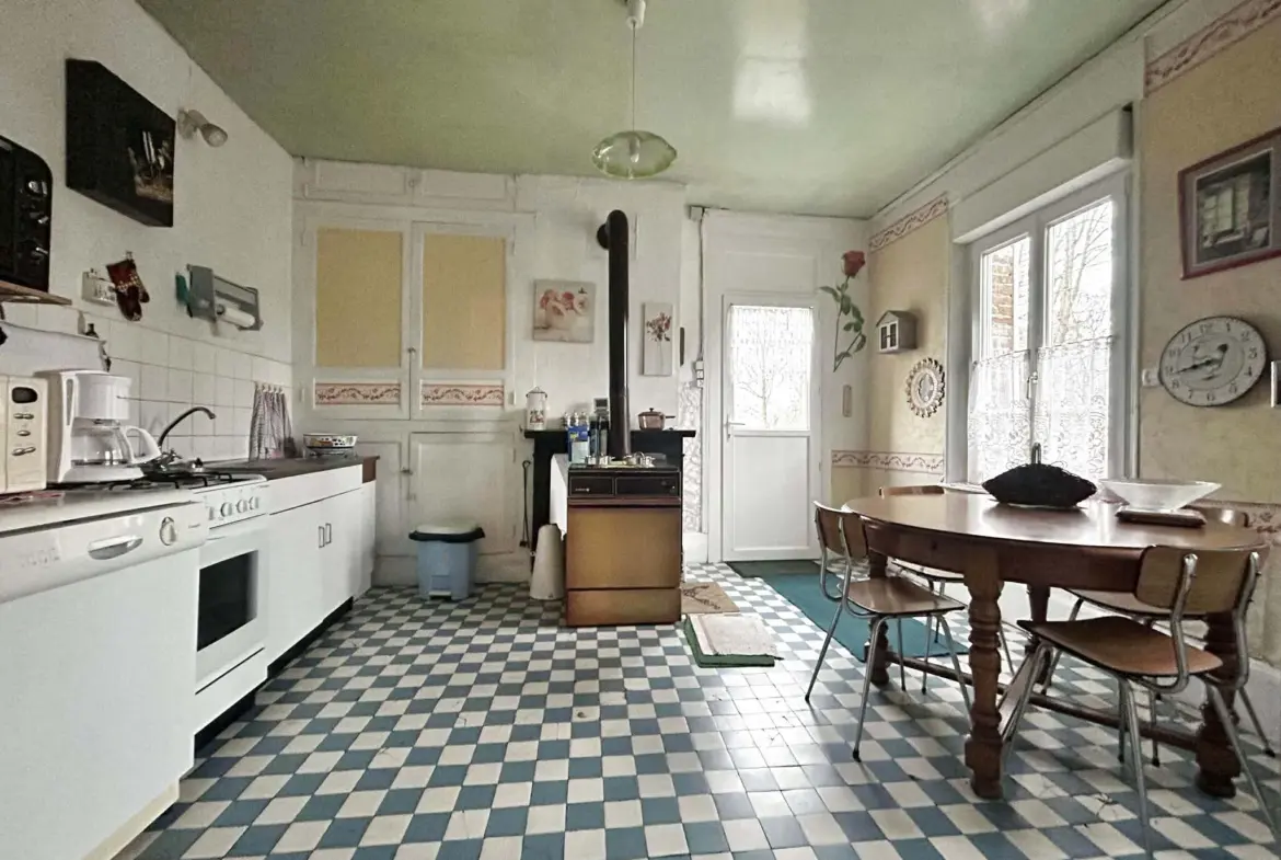 Belle maison à rénover à Oisemont, 20 min d'Abbeville 