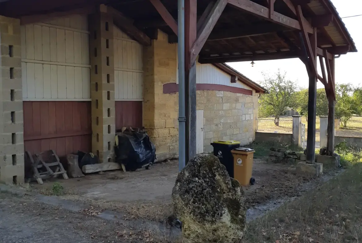 Maison ancienne à rénover sur Lalande de Pomerol! 