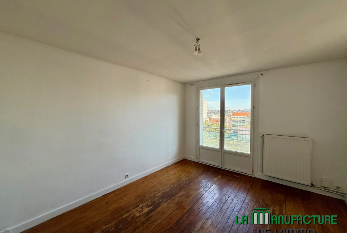 Appartement F3 avec Balcon à Saint-Etienne Bellevue - Idéal Investissement ! 