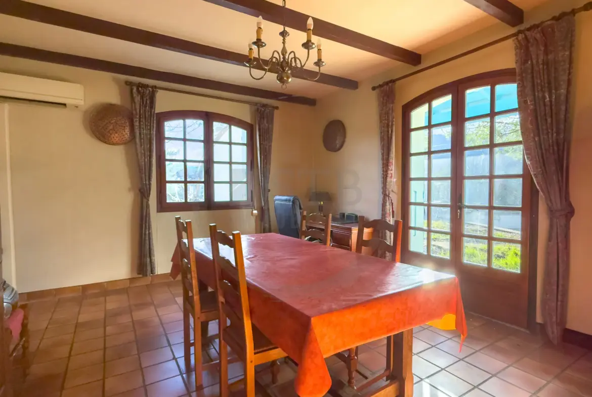 Maison à vendre de 146 m² sur terrain de 2440 m² à Saint-Julien-en-Saint-Alban 