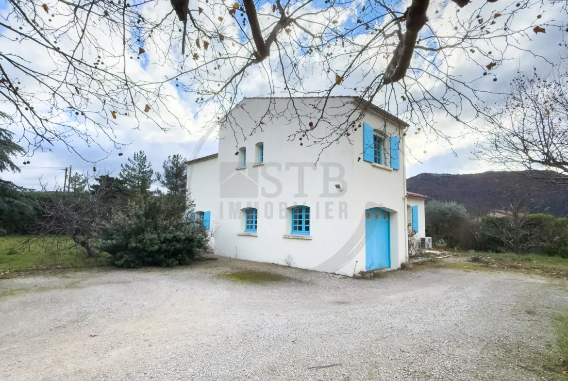 Maison à vendre de 146 m² sur terrain de 2440 m² à Saint-Julien-en-Saint-Alban 