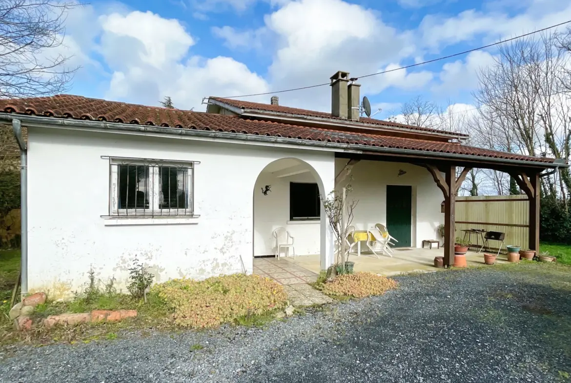 Ensemble Immobilier Unique à Aignan - Maison et Fermette 