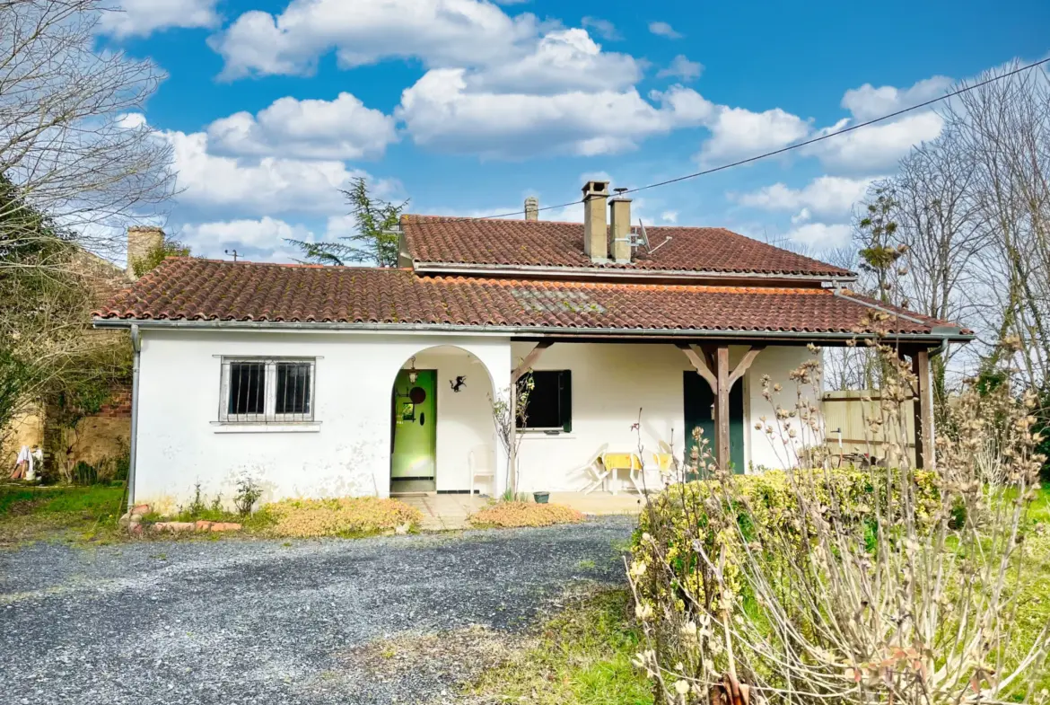 Ensemble Immobilier Unique à Aignan - Maison et Fermette 