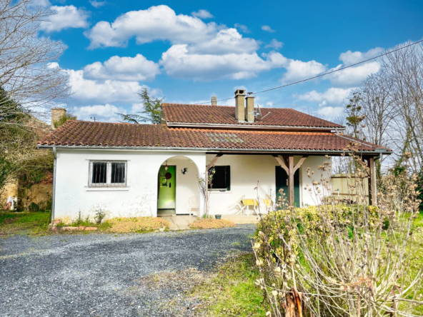 Ensemble Immobilier Unique à Aignan - Maison et Fermette