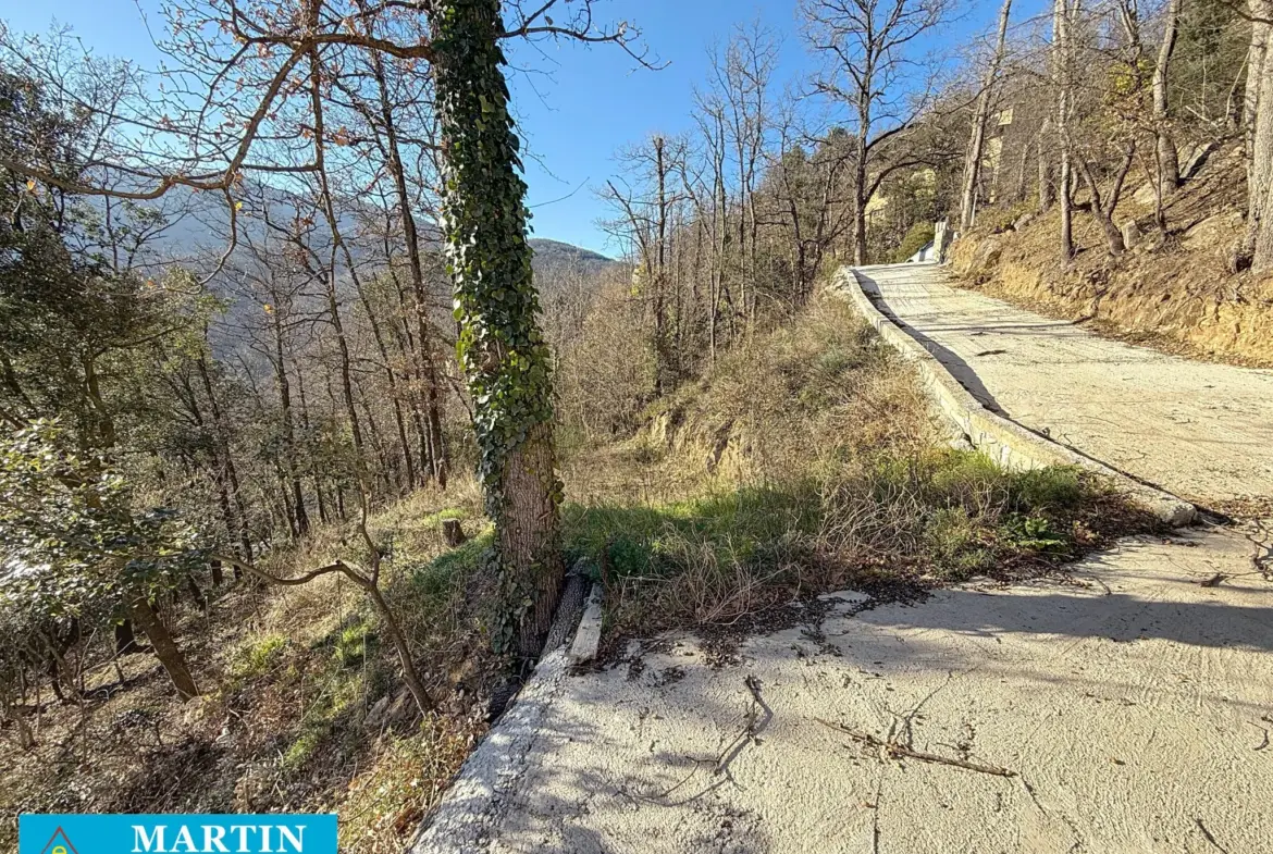 Terrain à bâtir à Las Illas avec vue montagne 