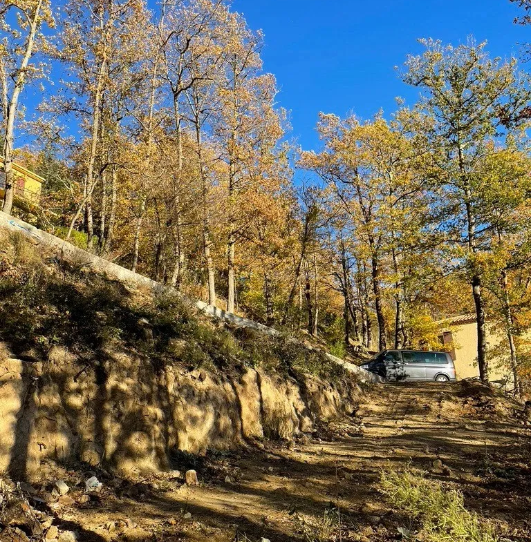 Terrain à bâtir à Las Illas avec vue montagne 