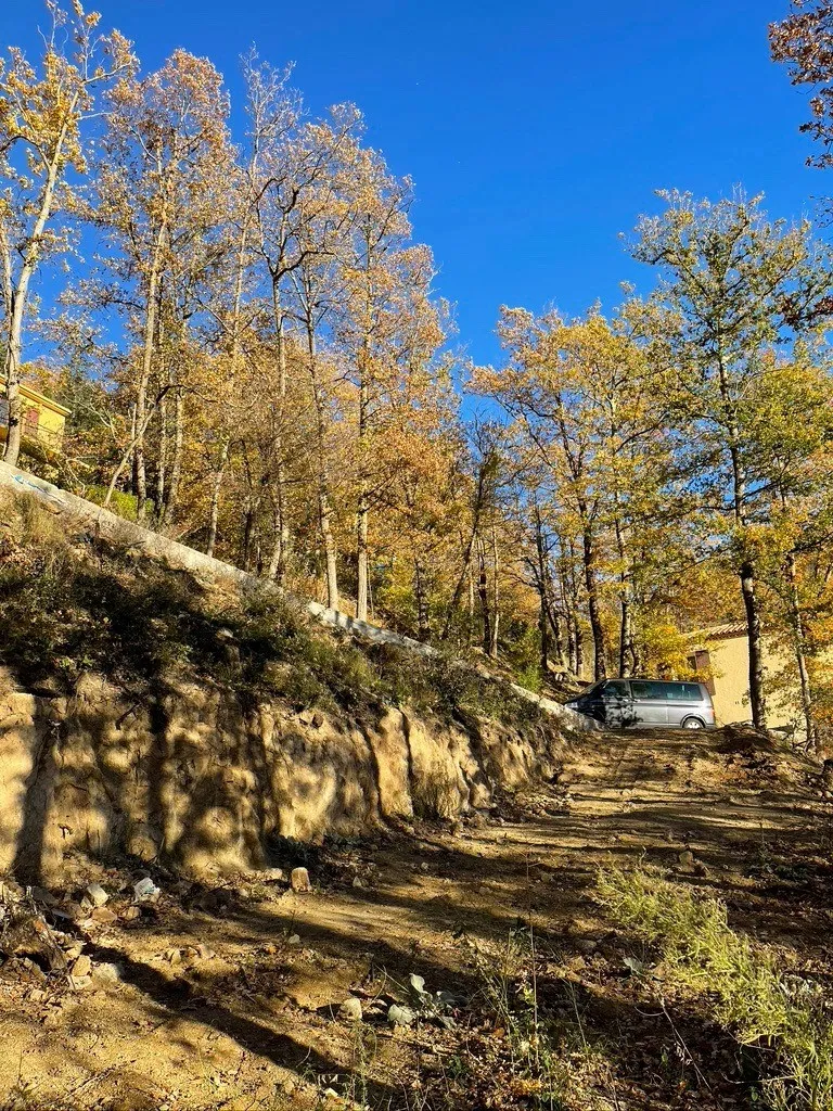 Terrain à bâtir à Las Illas avec vue montagne 