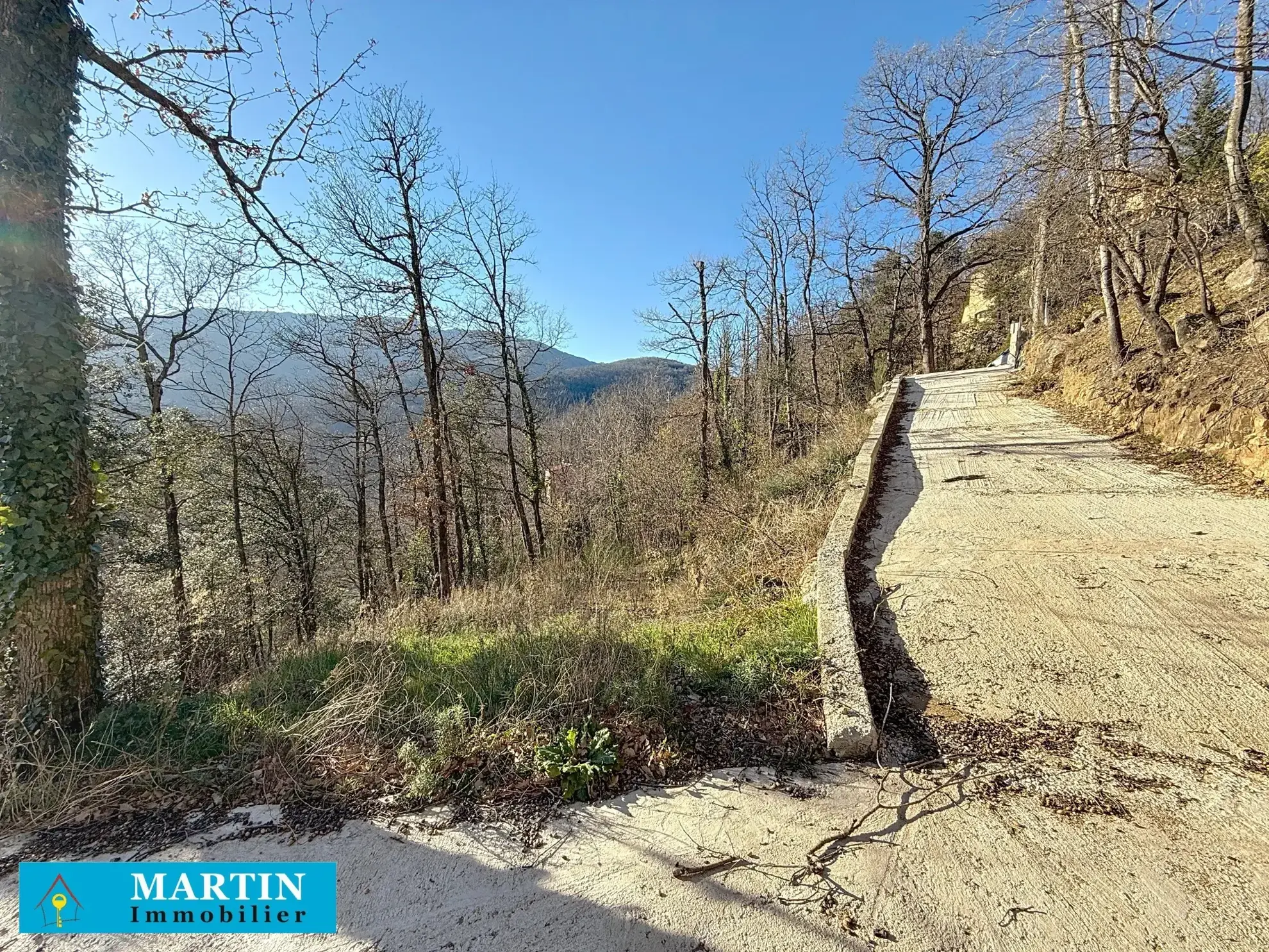 Terrain à bâtir à Las Illas avec vue montagne 