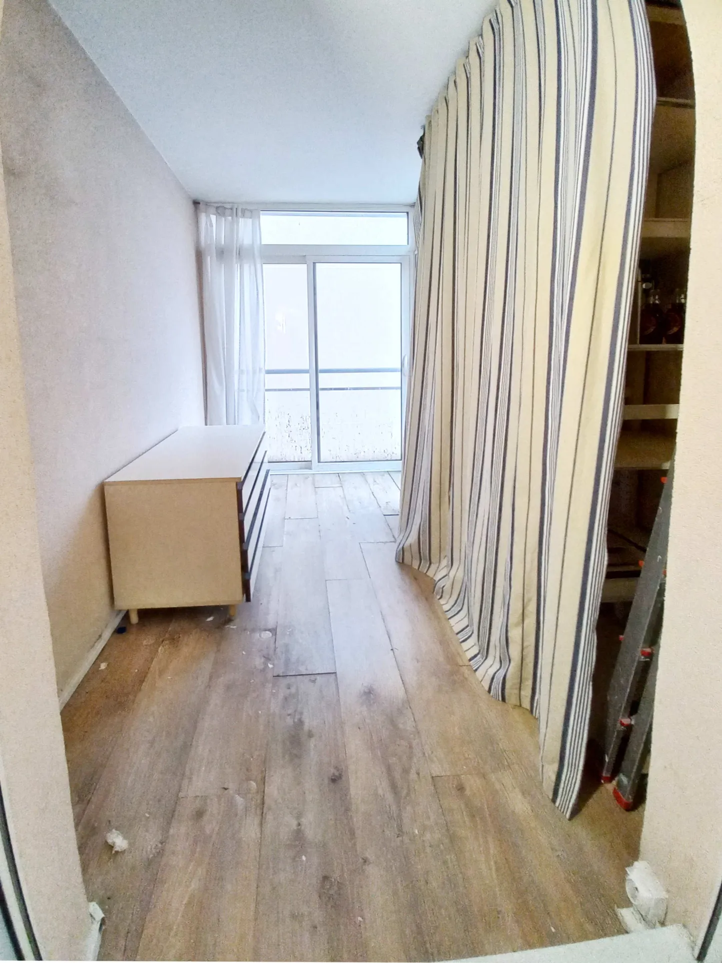 Appartement 4 pièces avec vue sur le lac à Créteil 