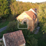 À vendre : Corps de ferme de 7 Ha à Gourdon