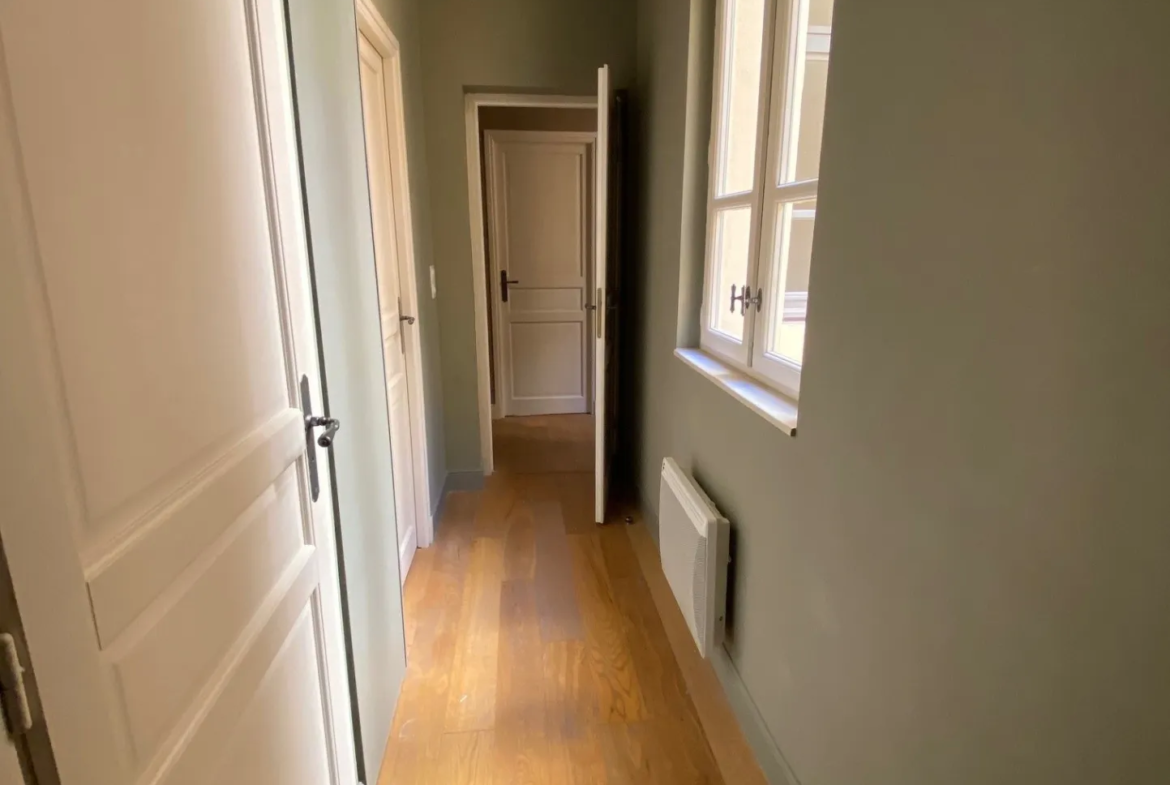 Appartement T3 de 55m² à vendre à Nîmes près de la Maison Carrée 