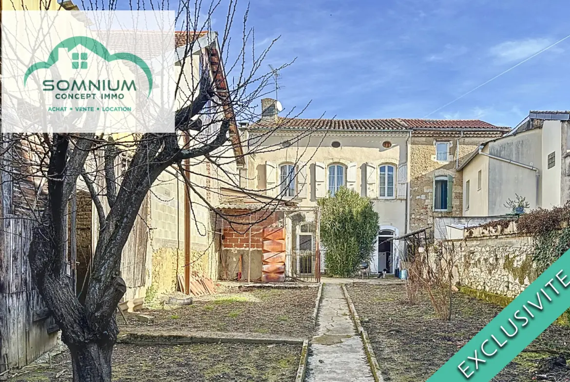 Maison historique au cœur de Fleurance 