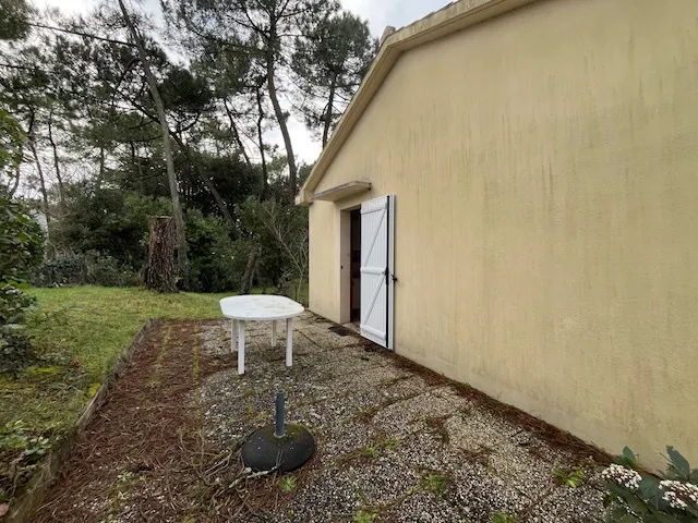 Pavillon de vacances à St Jean de Monts avec 2 chambres 