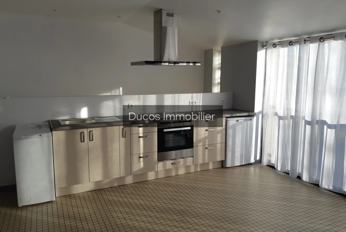 Bel investissement locatif avec 2 appartements à Duras 