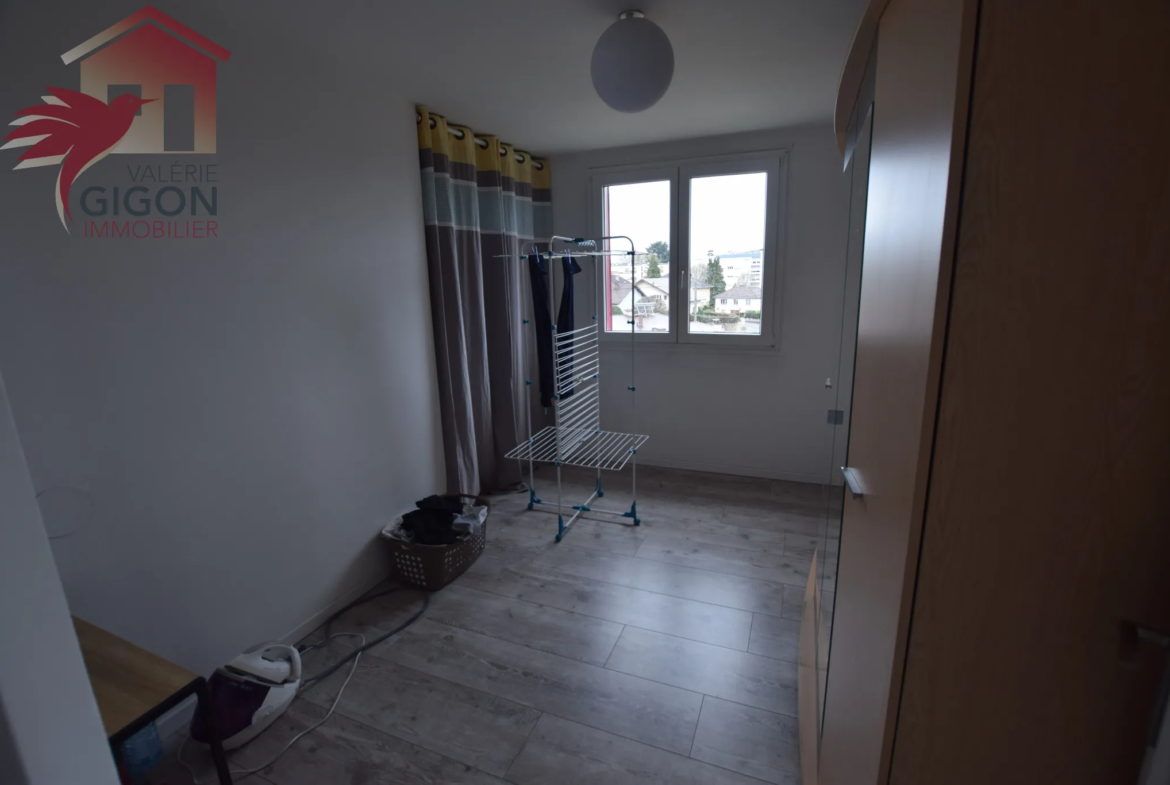 Bel Appartement F5 entièrement rénové à Montbéliard 