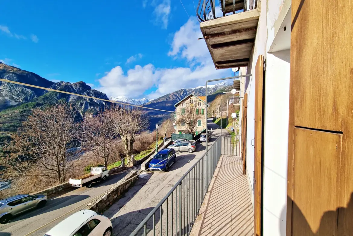 Bel appartement meublé avec terrasse et vue panoramique à Belvédère 