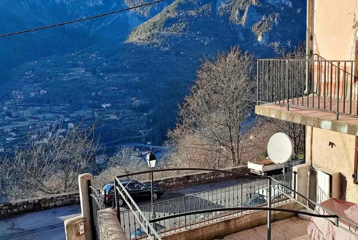 Bel appartement meublé avec terrasse et vue panoramique à Belvédère 