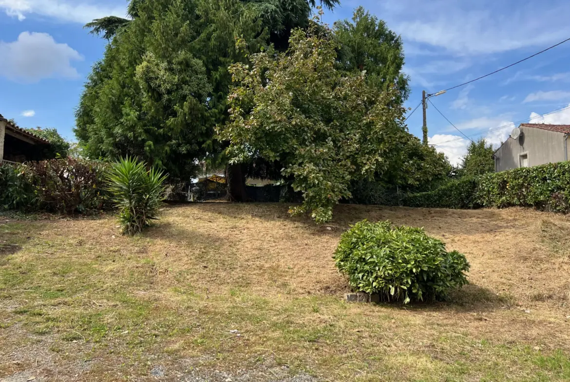 Maison à rénover de 127 m² avec 4 chambres à La Caillère Saint Hilaire 