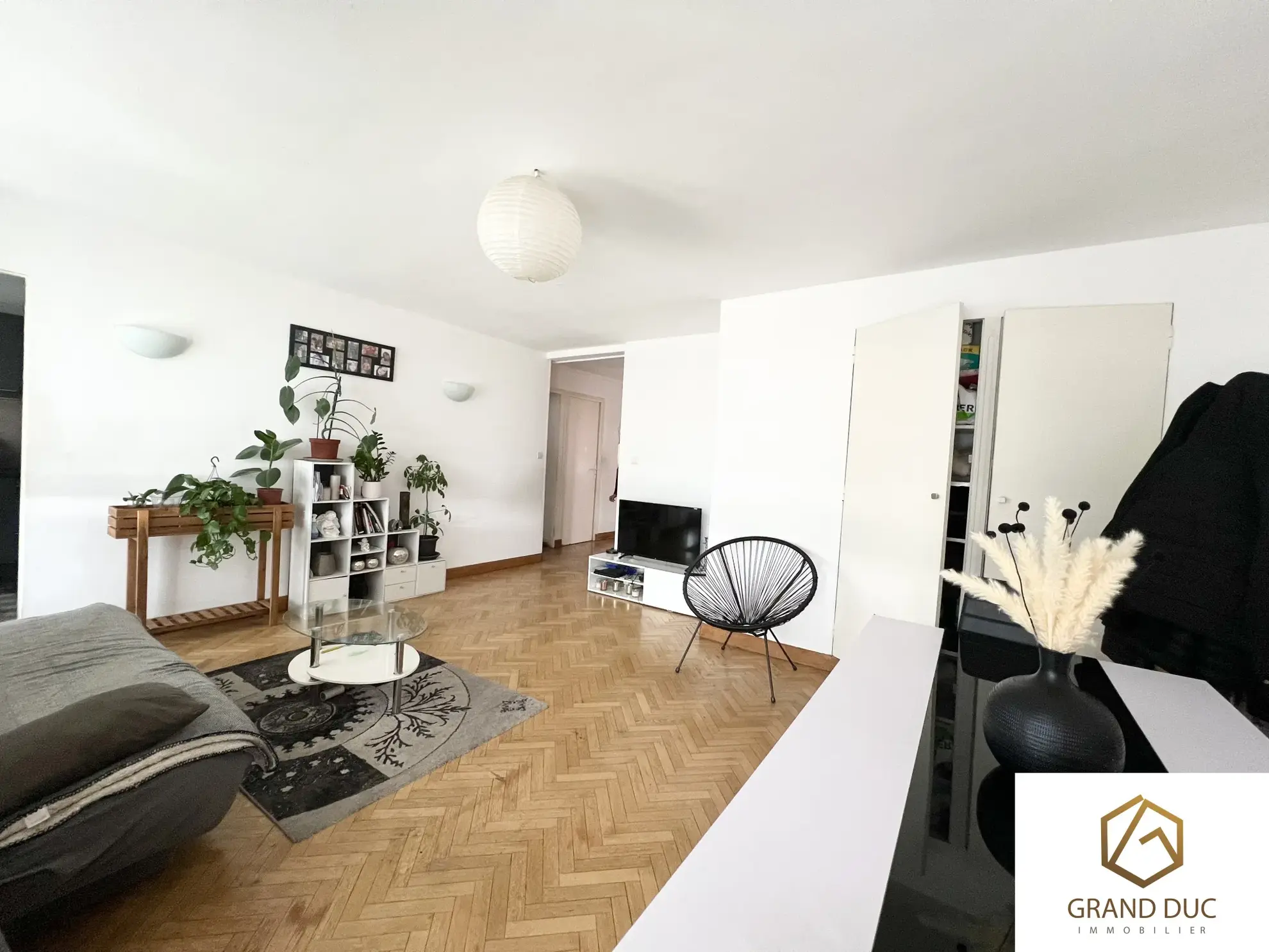 Appartement 3 pièces de 68m2 avec terrasse de 10m2 dans le 4ème, Proche Palais Longchamp 