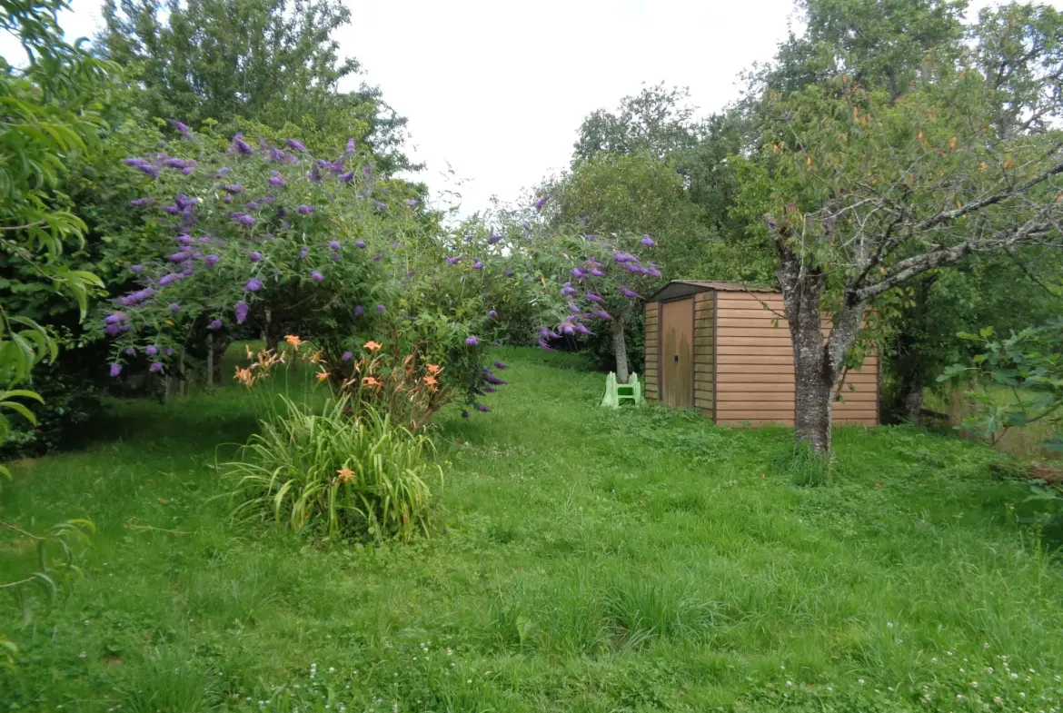 Maison 140 m² à Nolay avec garage et jardin sur 1483 m² 