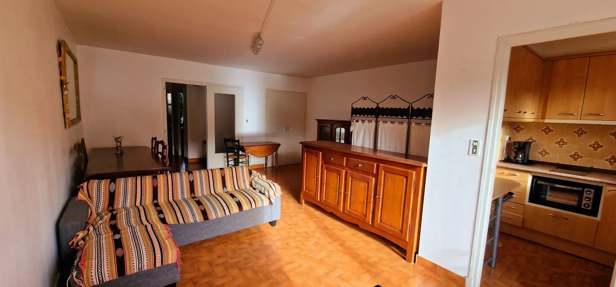 Grand appartement T2 avec balcon et garage à Amélie les Bains 