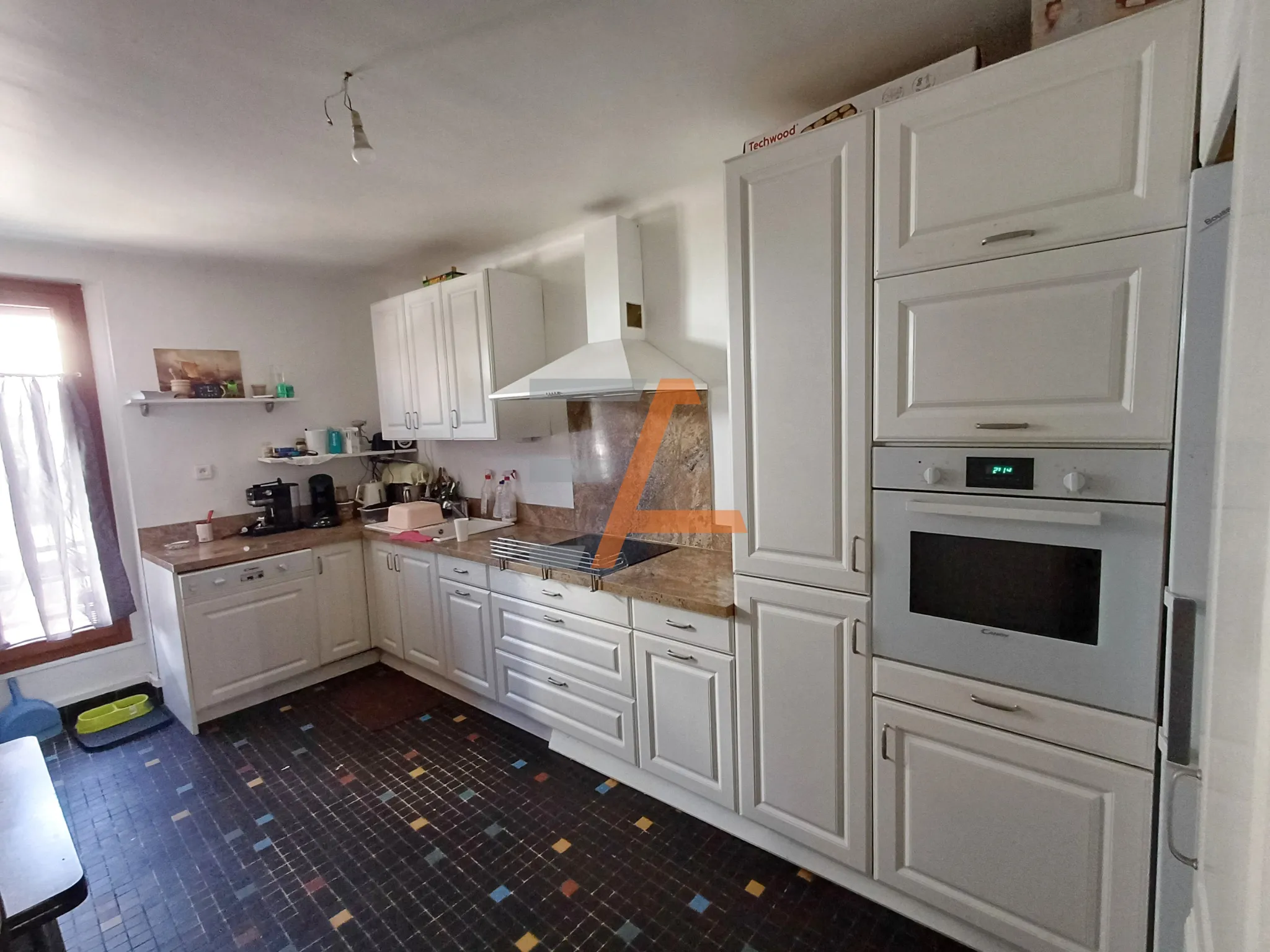 Immeuble à vendre au Crêt de Roch, 2 appartements 