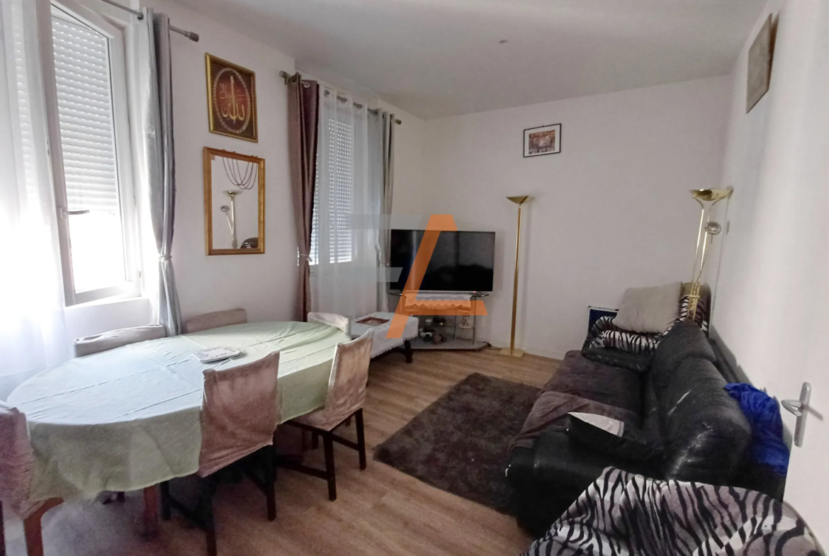 Immeuble à vendre au Crêt de Roch, 2 appartements 