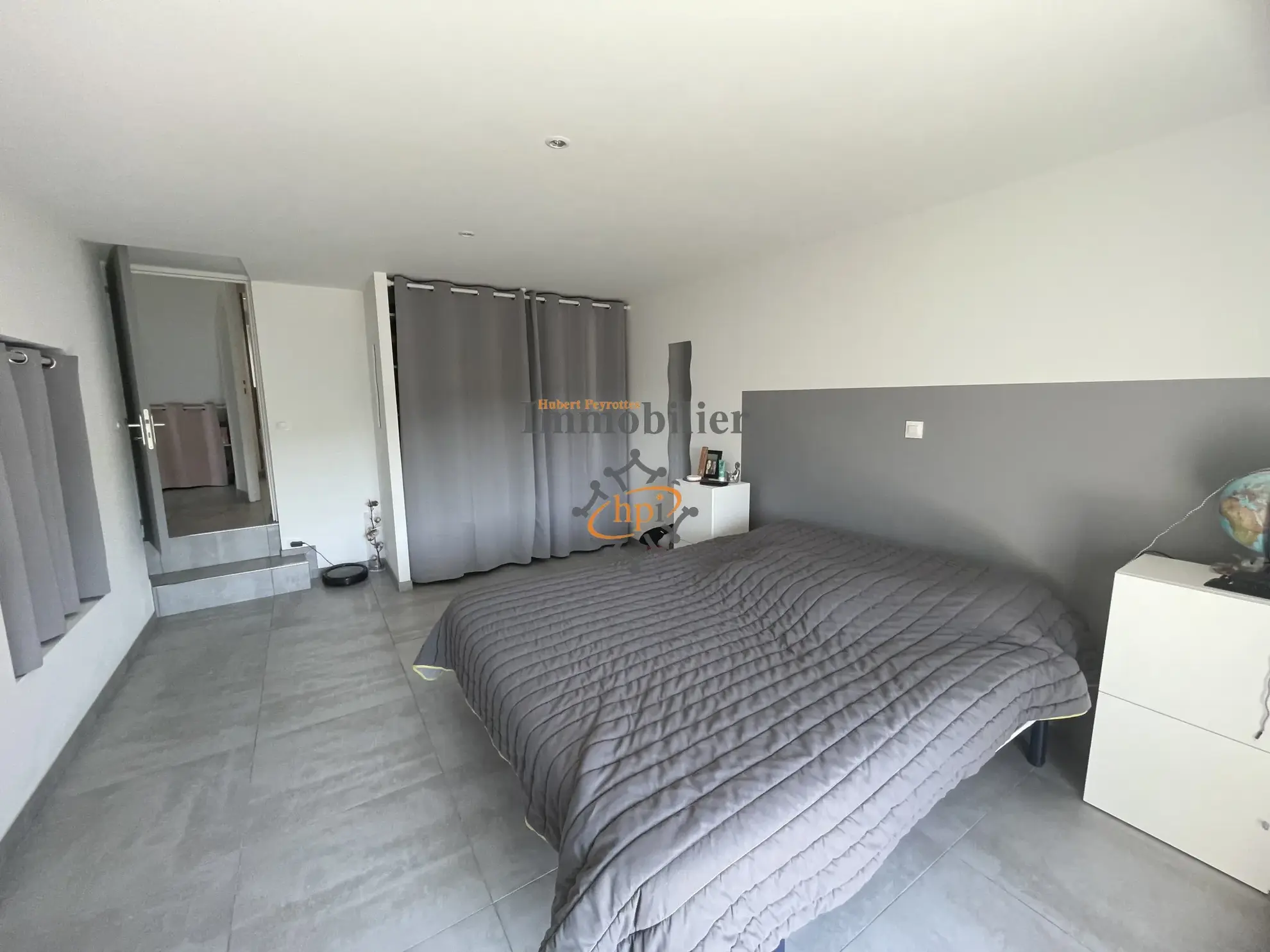 Maison rénovée à vendre avec dépendances sur 5069 m² à Alban 