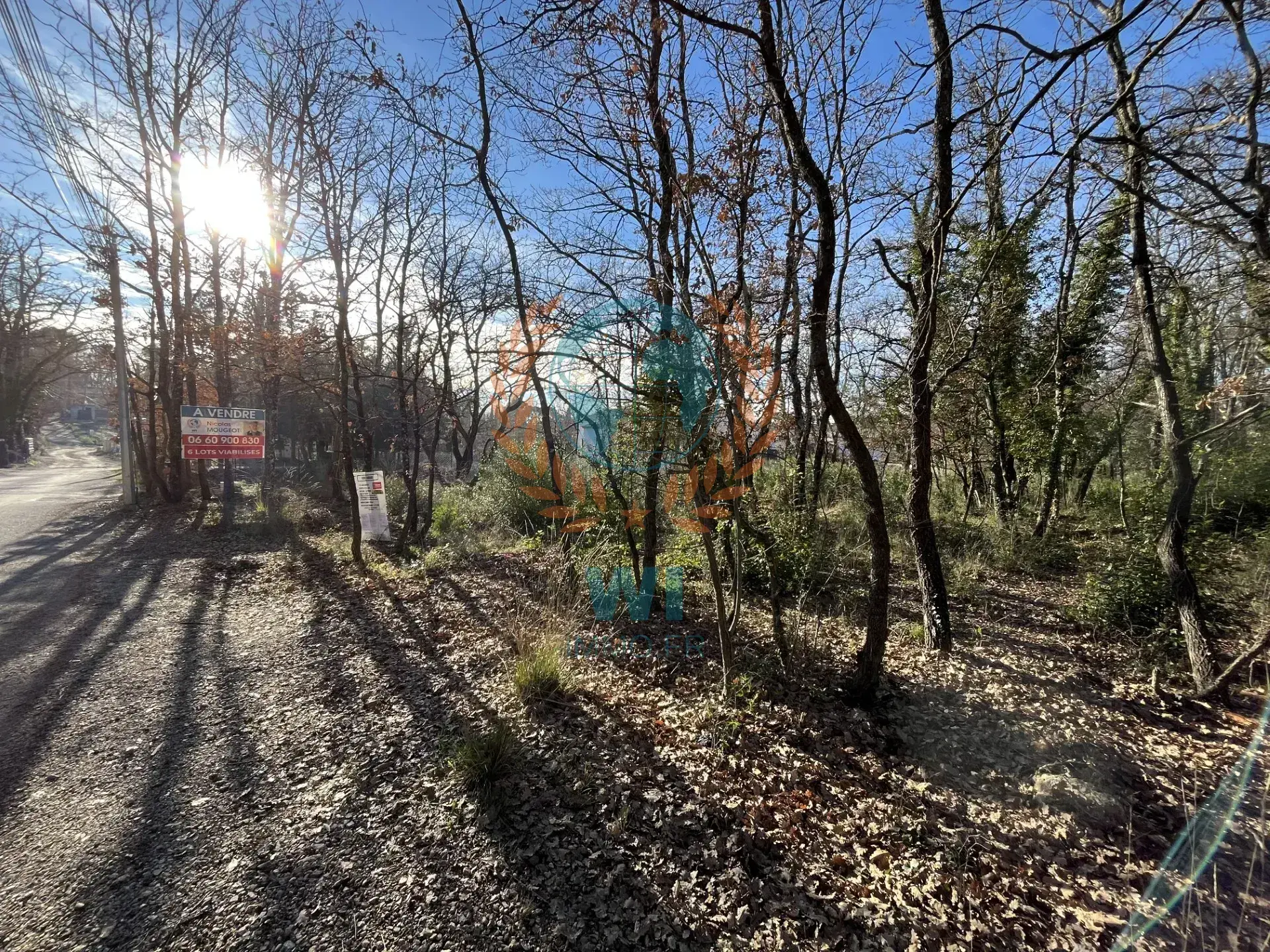 Terrain à bâtir de 621 m² à Trans en Provence 