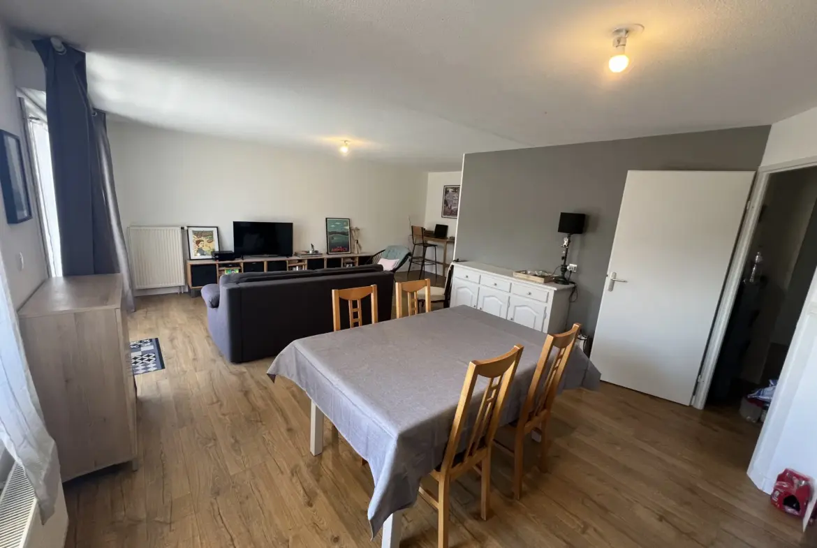 À vendre à Annemasse : Appartement T4 lumineux de 84 m² avec terrasse 