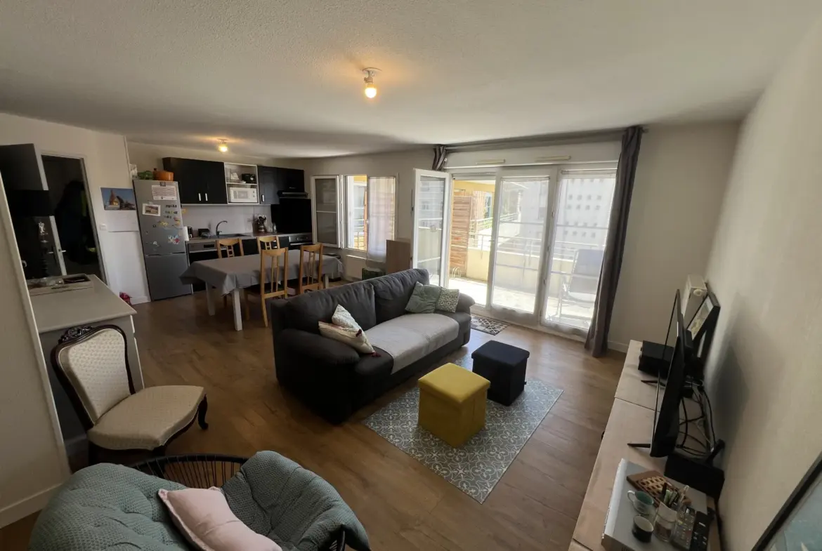 À vendre à Annemasse : Appartement T4 lumineux de 84 m² avec terrasse 