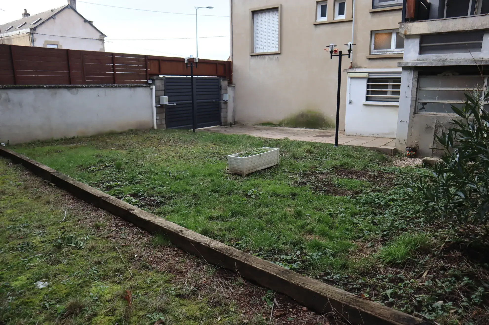 Maison spacieuse sur sous-sol à vendre à Autun 