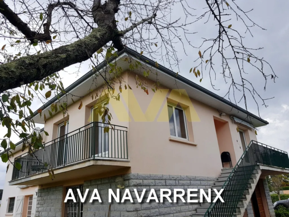 Maison avec sous-sol à Navarrenx - 8 pièces en excellent état